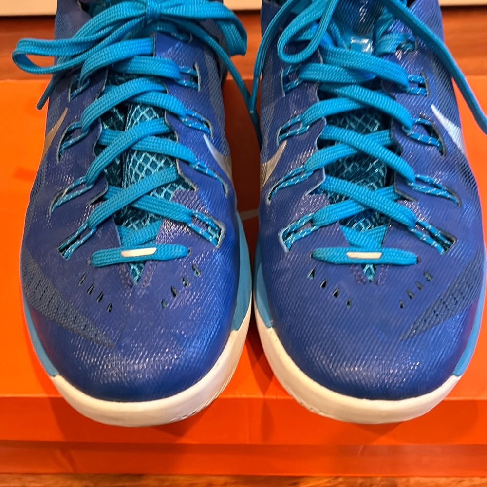 Nike Hyperdunk! - Picture 4 of 11